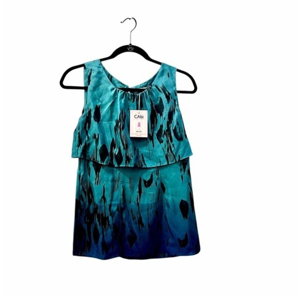 CAbi turquoise aqua & black abstract print sleeveless tiered 100% silk blouse XS